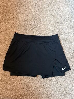 Nike Black Women's Tennis Skort